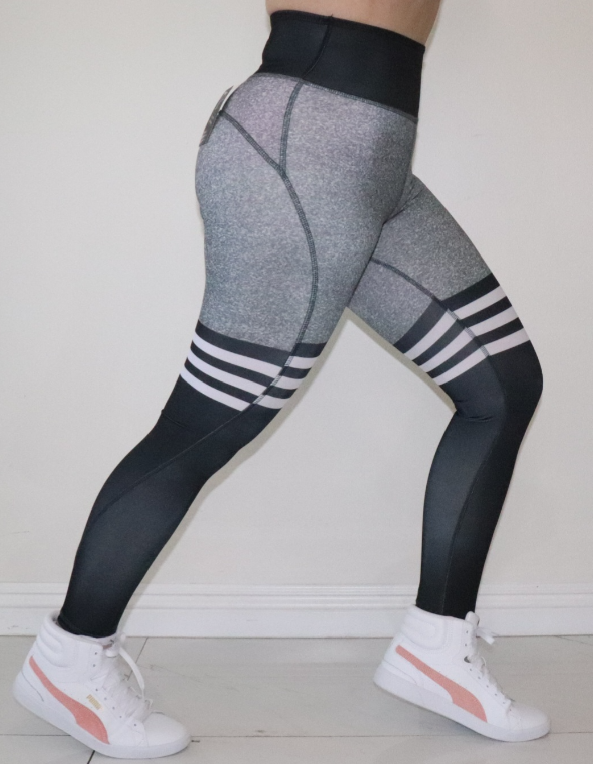 High waisted workout leggings - Gray/black/white stripes - 06